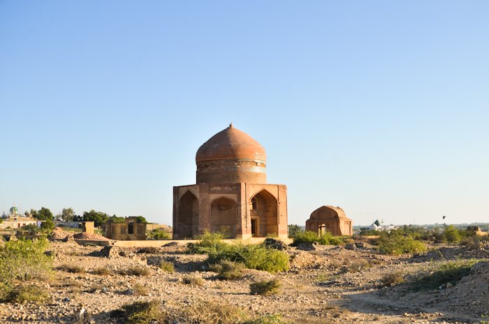 makli_necropolis12.jpg makli_necropolis12.jpg